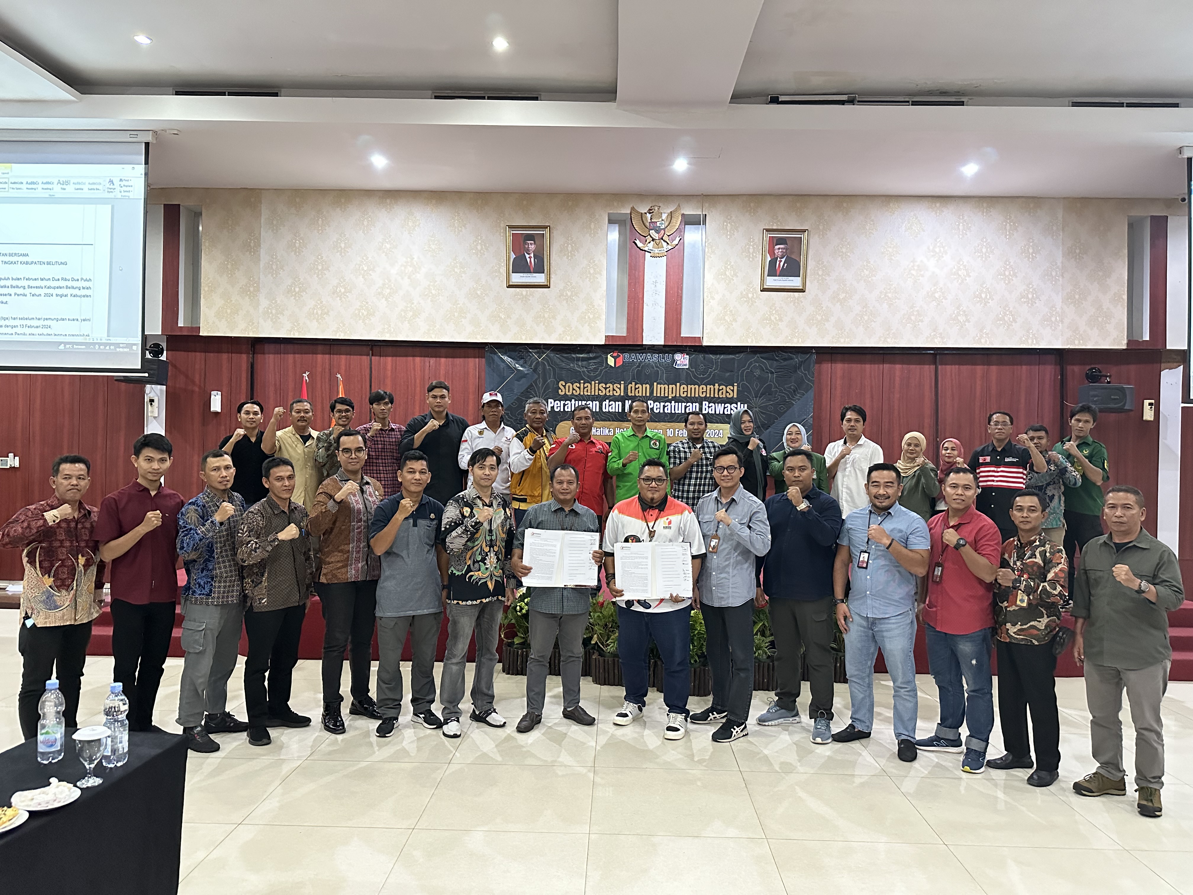 Foto Bersama Tandatangan